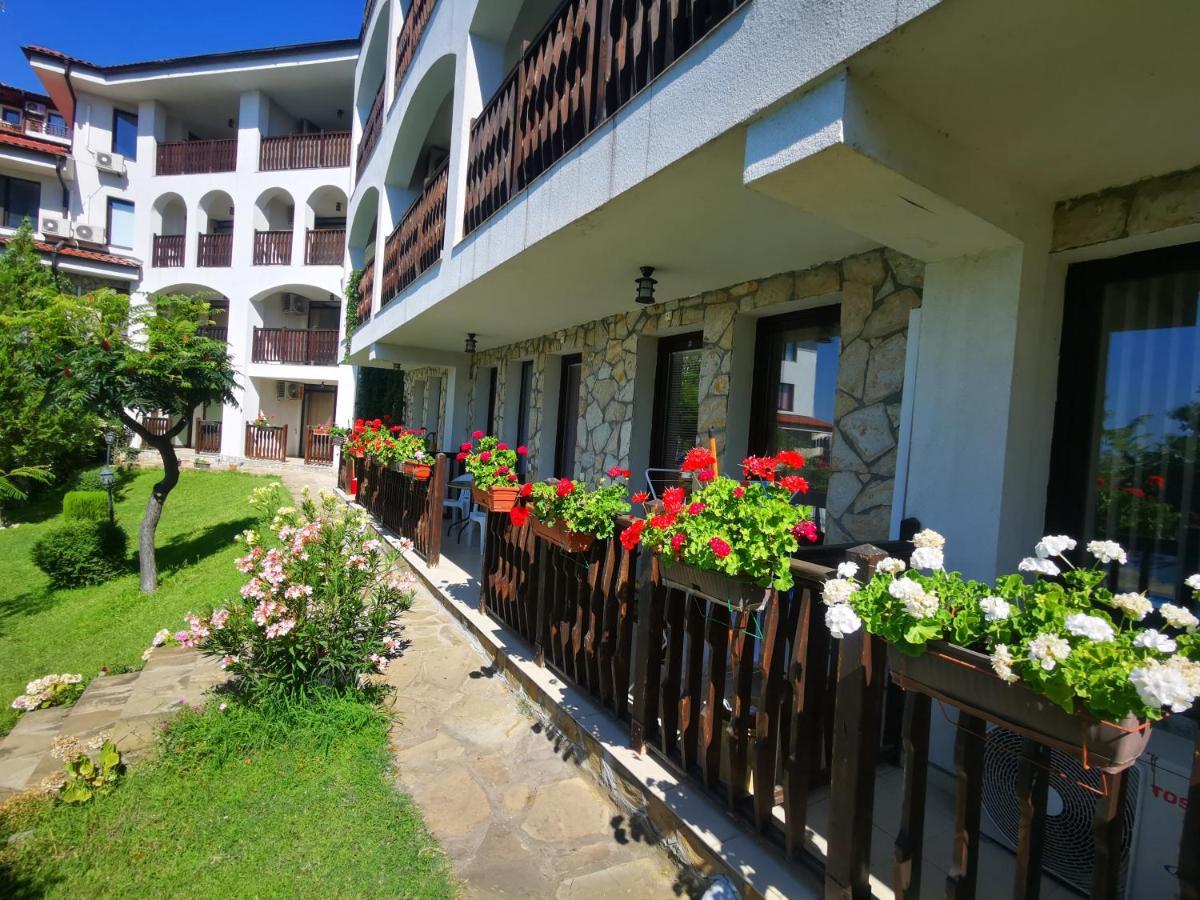 Marina Delfin Apartments - Top Location & Pet Friendly สวิติ วลัส ภายนอก รูปภาพ